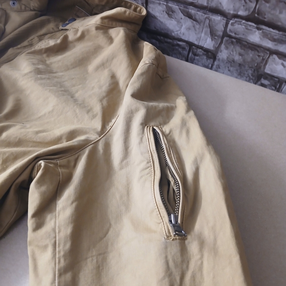 Banana Republic Men's Light Brown Jacket - Picture 7 of 9